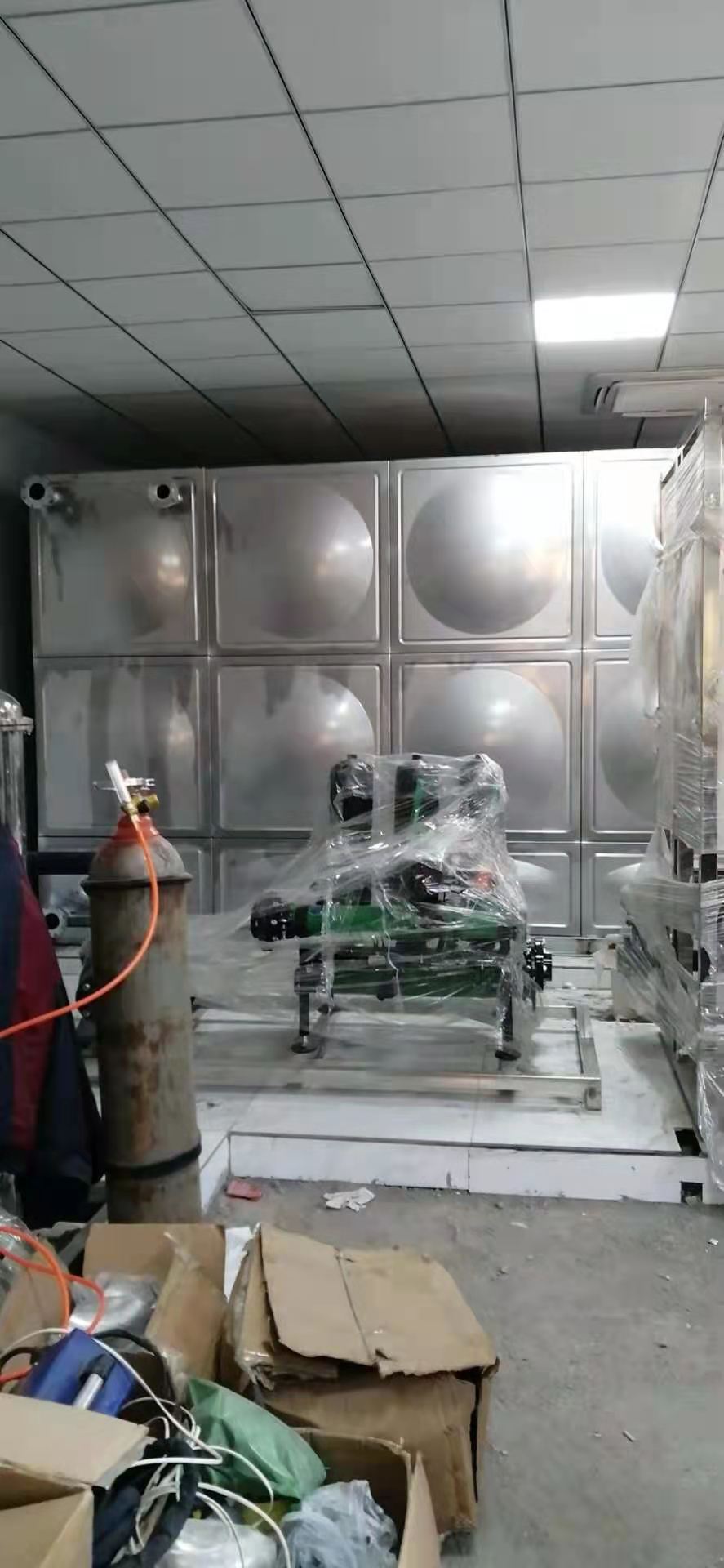不锈钢水箱焊接时应该把稳什么